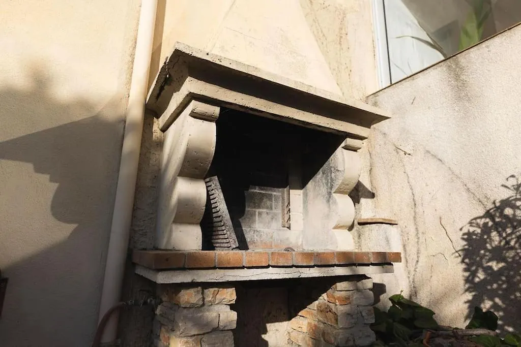 Maison De Ville Roucas Blanc Marseille